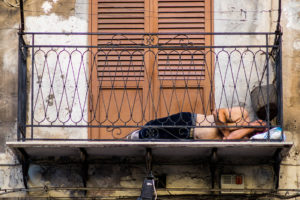 artisti siciliani arte contemporanea cultura sicilia sicilianità tradizione folklore turismo